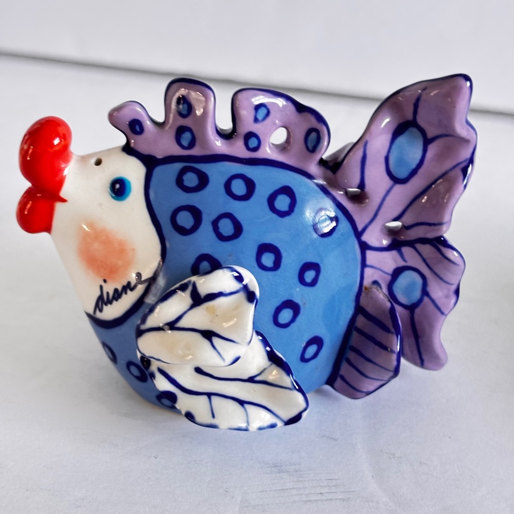 Diane Artware Kissing Fish Salt Pepper Shakers Crown Clay Art Ware Vtg 2002 - Picture 4 of 10